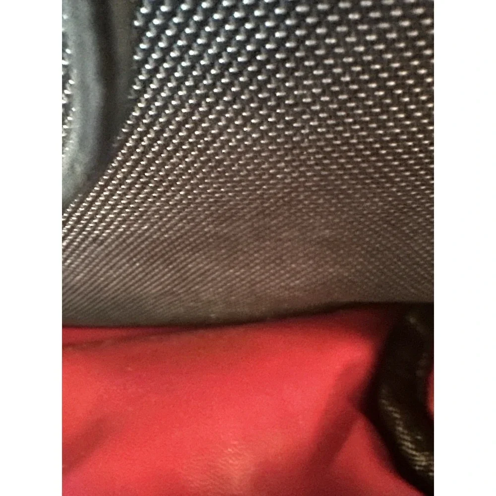 Genius Smell Proof Backpack Bag NWOT Odor Proof Carbon Lined Travel Case 7X9